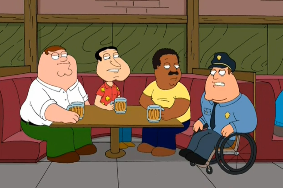 Питер, Кливленд и Куагмир становятся полицейскими. 